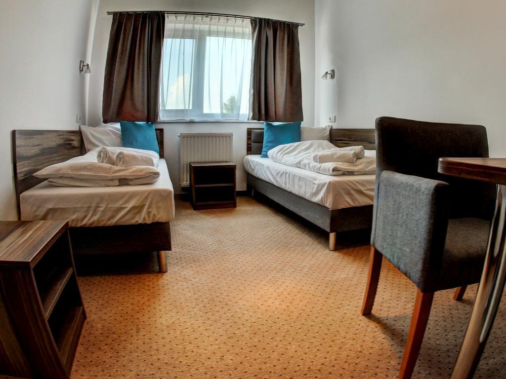 Serby Hotel